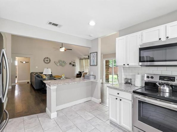 4205  Whitman Lane , Grand Prairie Texas 75052