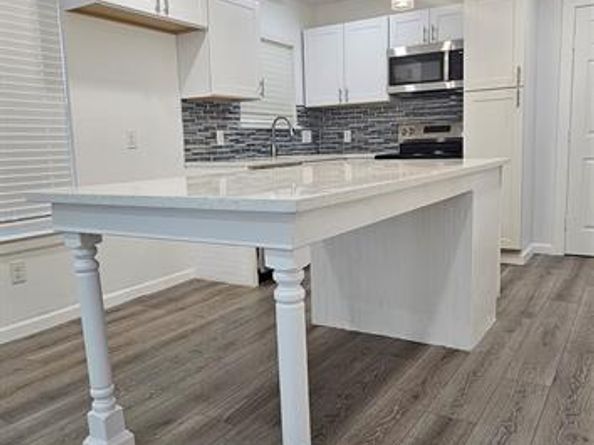 203 E Bourn Street , Rockwall Texas 75087