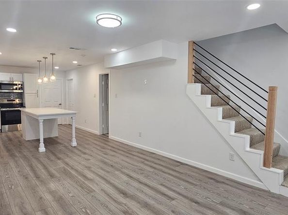 203 E Bourn Street , Rockwall Texas 75087