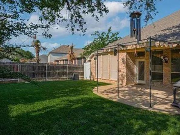 5893  Echo Bluff Drive , Haltom City Texas 76137