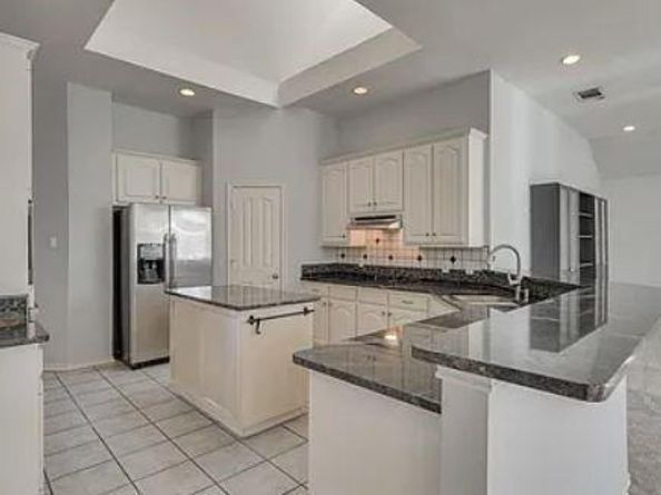 5893  Echo Bluff Drive , Haltom City Texas 76137