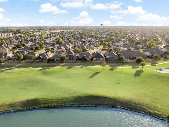 9412  Water Tree Drive , McKinney Texas 75072