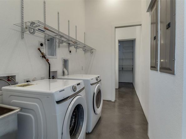 30  Vanguard Way , Dallas Texas 75243