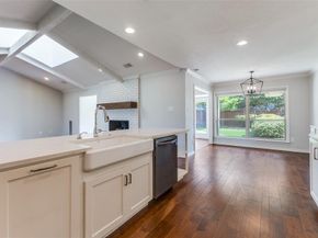 7024  Roundrock Road , Dallas Texas 75248