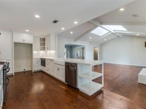 7024  Roundrock Road , Dallas Texas 75248