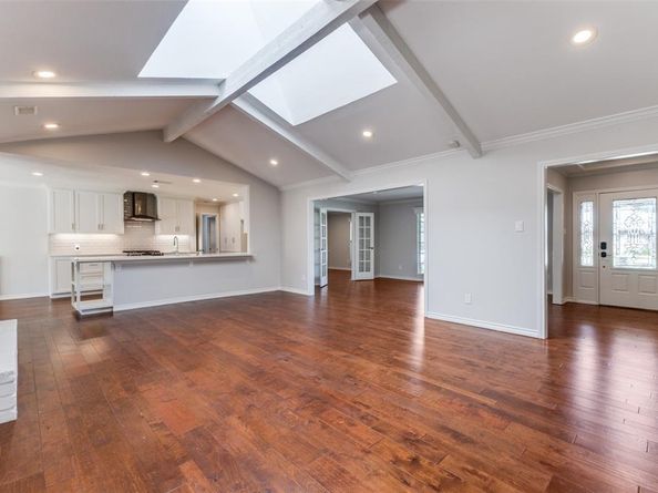 7024  Roundrock Road , Dallas Texas 75248