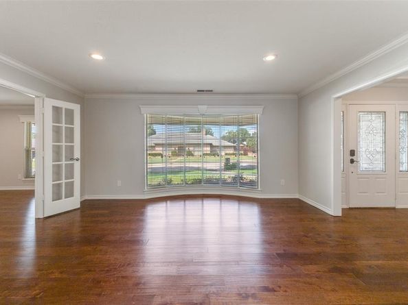 7024  Roundrock Road , Dallas Texas 75248