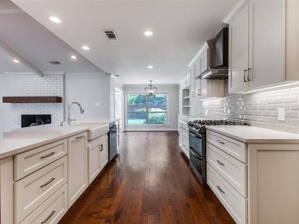 7024  Roundrock Road , Dallas Texas 75248