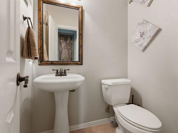 305  Mossy Oak Trail , Fort Worth Texas 76131