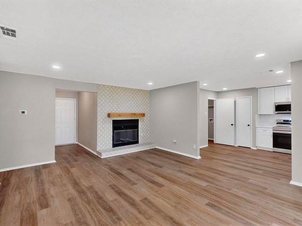 713  Dewberry Drive , Lewisville Texas 75067