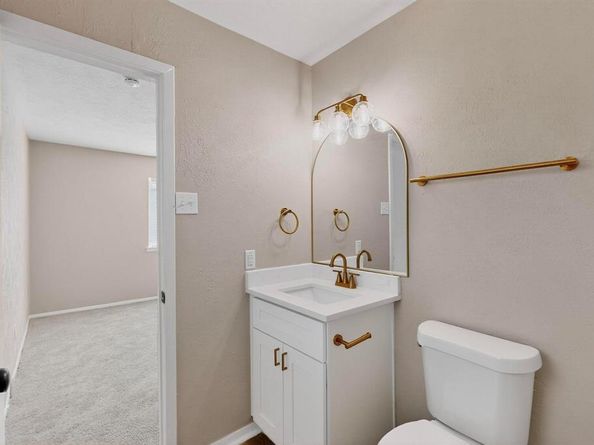 713  Dewberry Drive , Lewisville Texas 75067