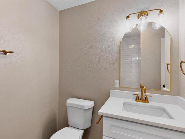 713  Dewberry Drive , Lewisville Texas 75067