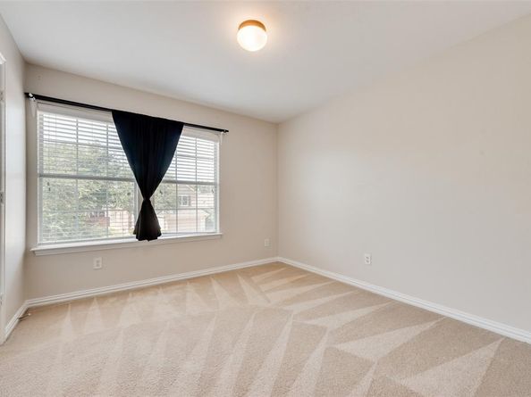 310  Conroe Circle , Lantana Texas 76226