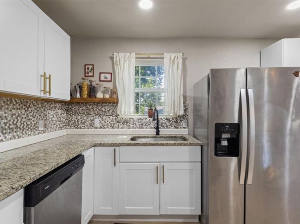 3209  New York Avenue , Fort Worth Texas 76110