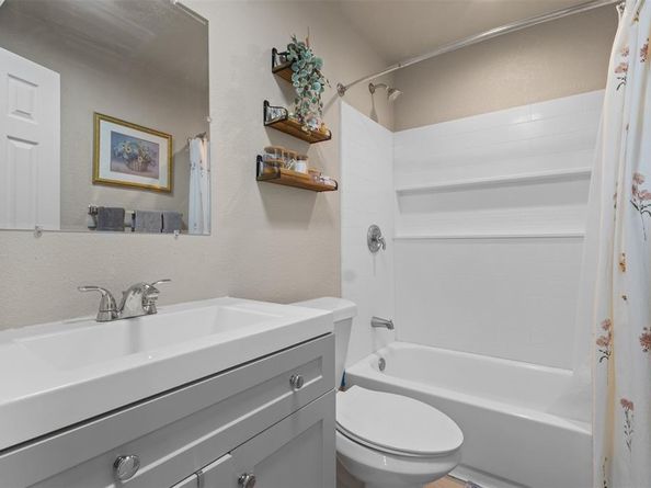 3209  New York Avenue , Fort Worth Texas 76110