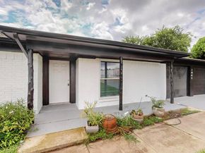 1041  Mckinley Street , Benbrook Texas 76126
