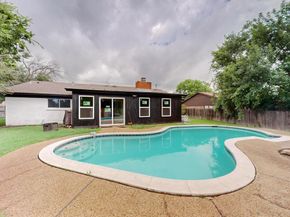 1041  Mckinley Street , Benbrook Texas 76126