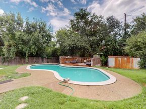 1041  Mckinley Street , Benbrook Texas 76126
