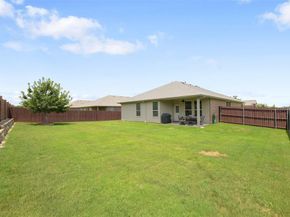 1092  Mooring Drive , Azle Texas 76020