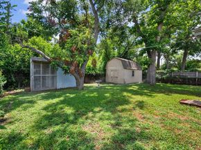 1712  Chip N Dale Drive , Arlington Texas 76012