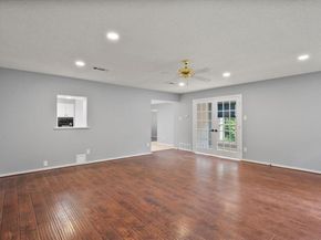 1712  Chip N Dale Drive , Arlington Texas 76012
