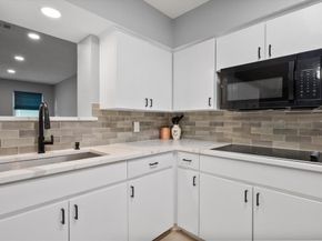 1712  Chip N Dale Drive , Arlington Texas 76012
