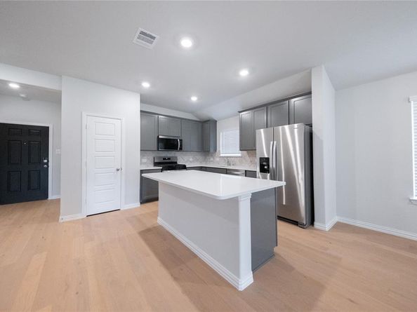 2024  Briarbrook Drive , Denton Texas 76207