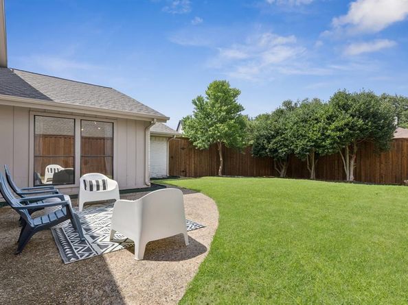 6921  Mill Falls Drive , Dallas Texas 75248