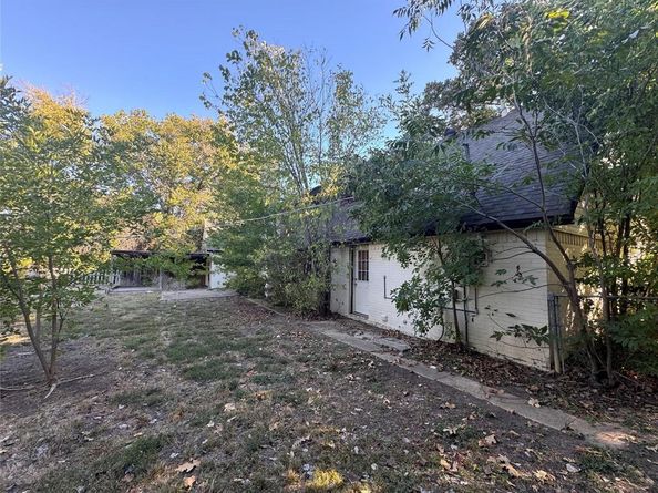 5520  Woodway Drive , Fort Worth Texas 76133