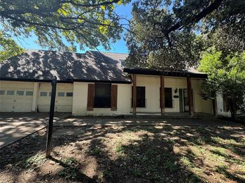 5520  Woodway Drive 