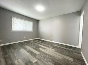301 S Forest Crest Drive , Garland Texas 75042