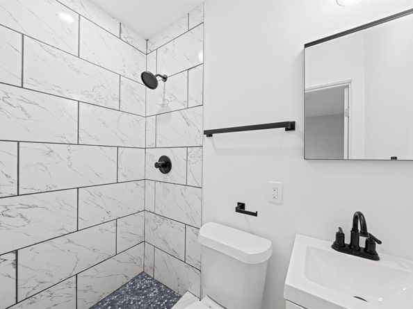 3313  Thibet Street , Dallas Texas 75211