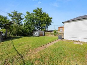 3313  Thibet Street , Dallas Texas 75211