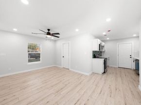 3313  Thibet Street , Dallas Texas 75211