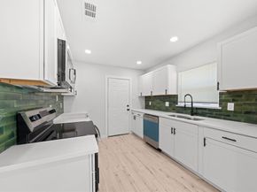 3313  Thibet Street , Dallas Texas 75211