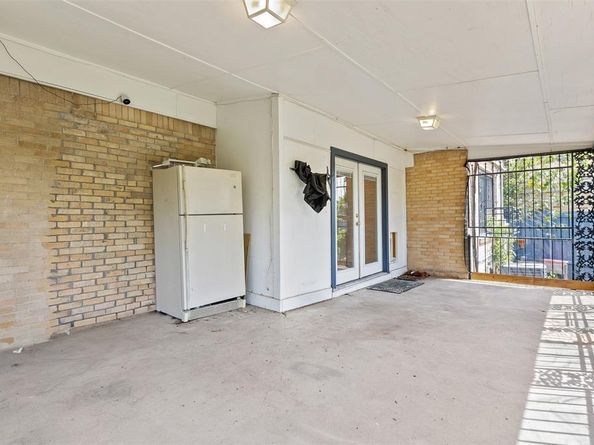 1902  Norfolk Avenue , Dallas Texas 75203
