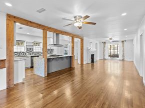 1902  Norfolk Avenue , Dallas Texas 75203