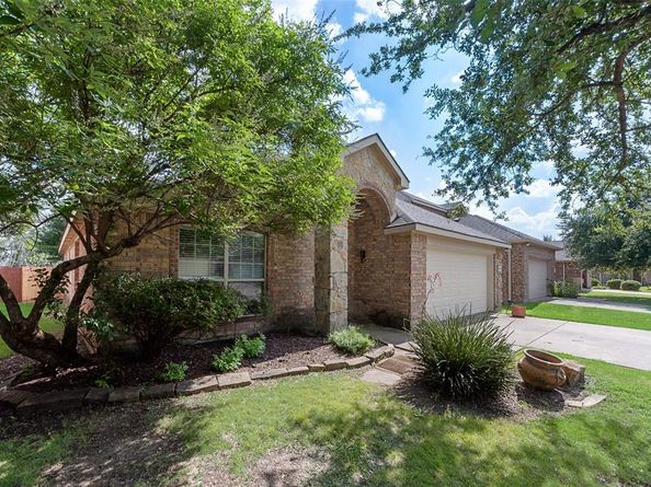9609  Falcons Fire Drive , McKinney Texas 75072