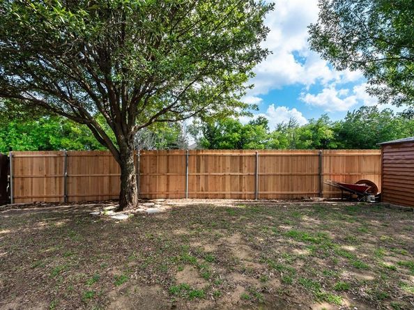 9609  Falcons Fire Drive , McKinney Texas 75072