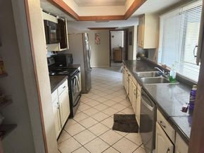 3425  knollpoint Drive , Garland Texas 75043