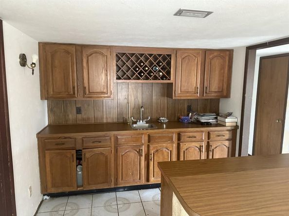 3425  knollpoint Drive , Garland Texas 75043