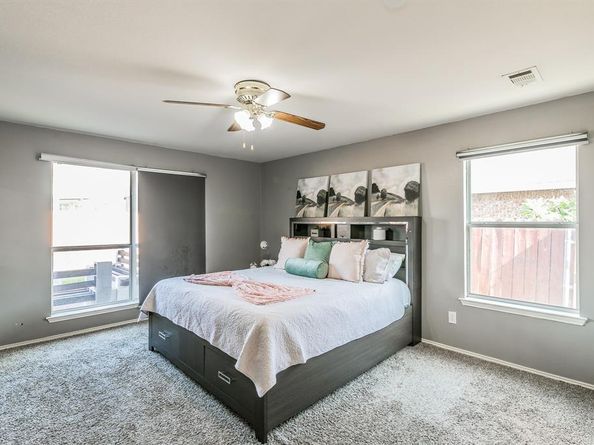 7205  Jurassic Drive , Arlington Texas 76002