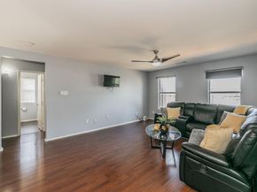 7205  Jurassic Drive , Arlington Texas 76002