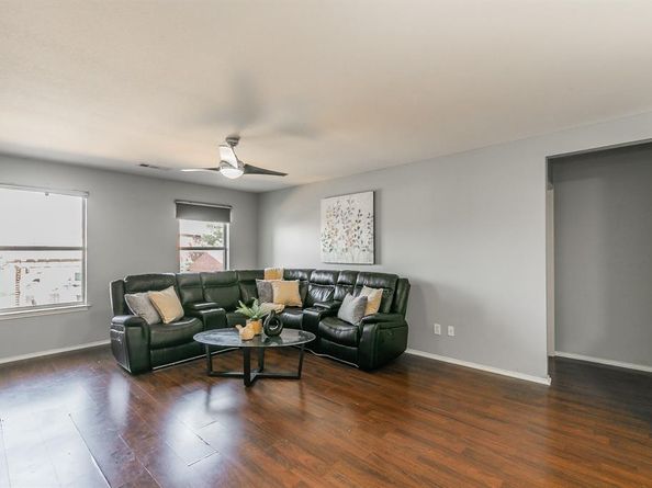 7205  Jurassic Drive , Arlington Texas 76002