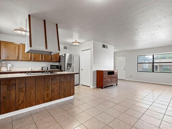 3736  Longmeadow Way , Fort Worth Texas 76133