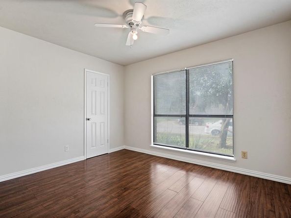 3736  Longmeadow Way , Fort Worth Texas 76133