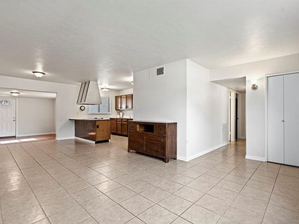 3736  Longmeadow Way , Fort Worth Texas 76133