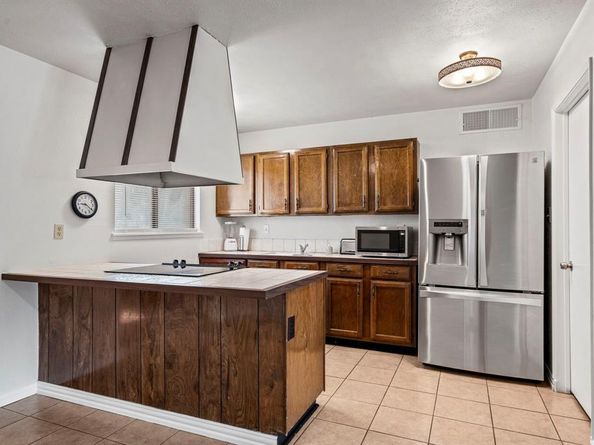 3736  Longmeadow Way , Fort Worth Texas 76133