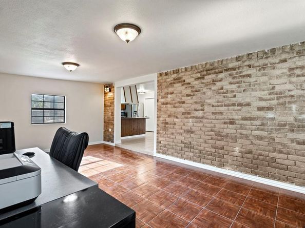 3736  Longmeadow Way , Fort Worth Texas 76133