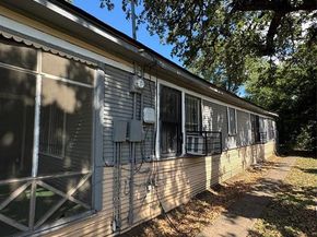 3740  Wendelkin Street , Dallas Texas 75215